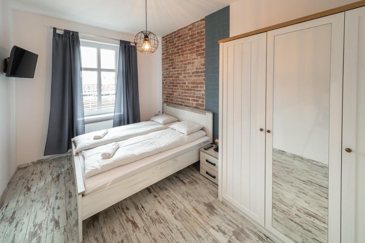 Around The World Vision Apartment - Centrum Opole Bagian luar foto